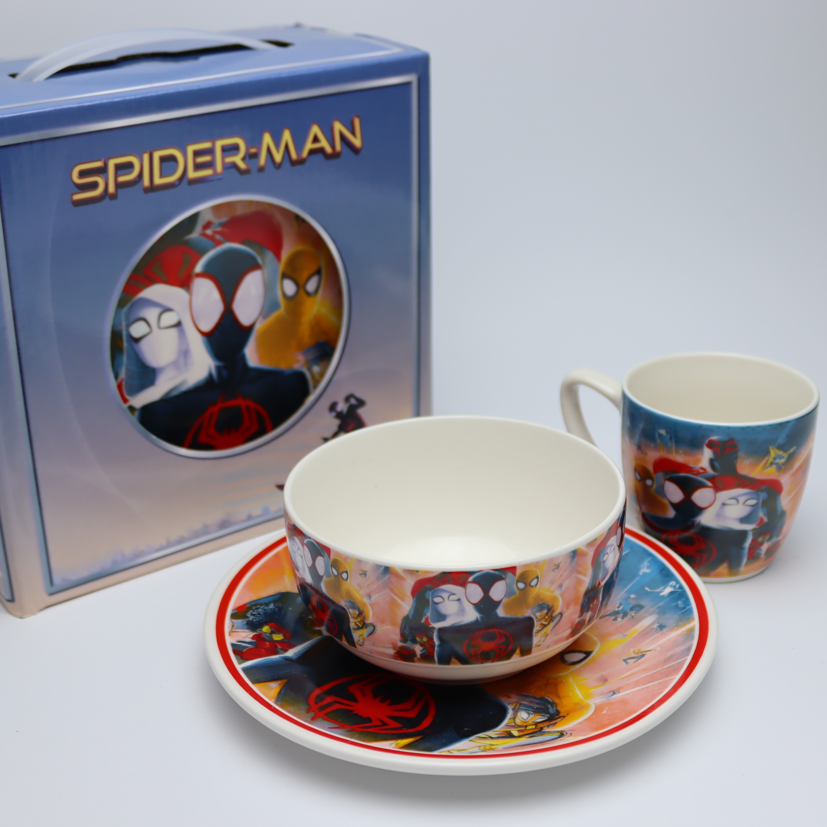 Fincan + boşqab + kasa dəsti / Spider Man / SU-72