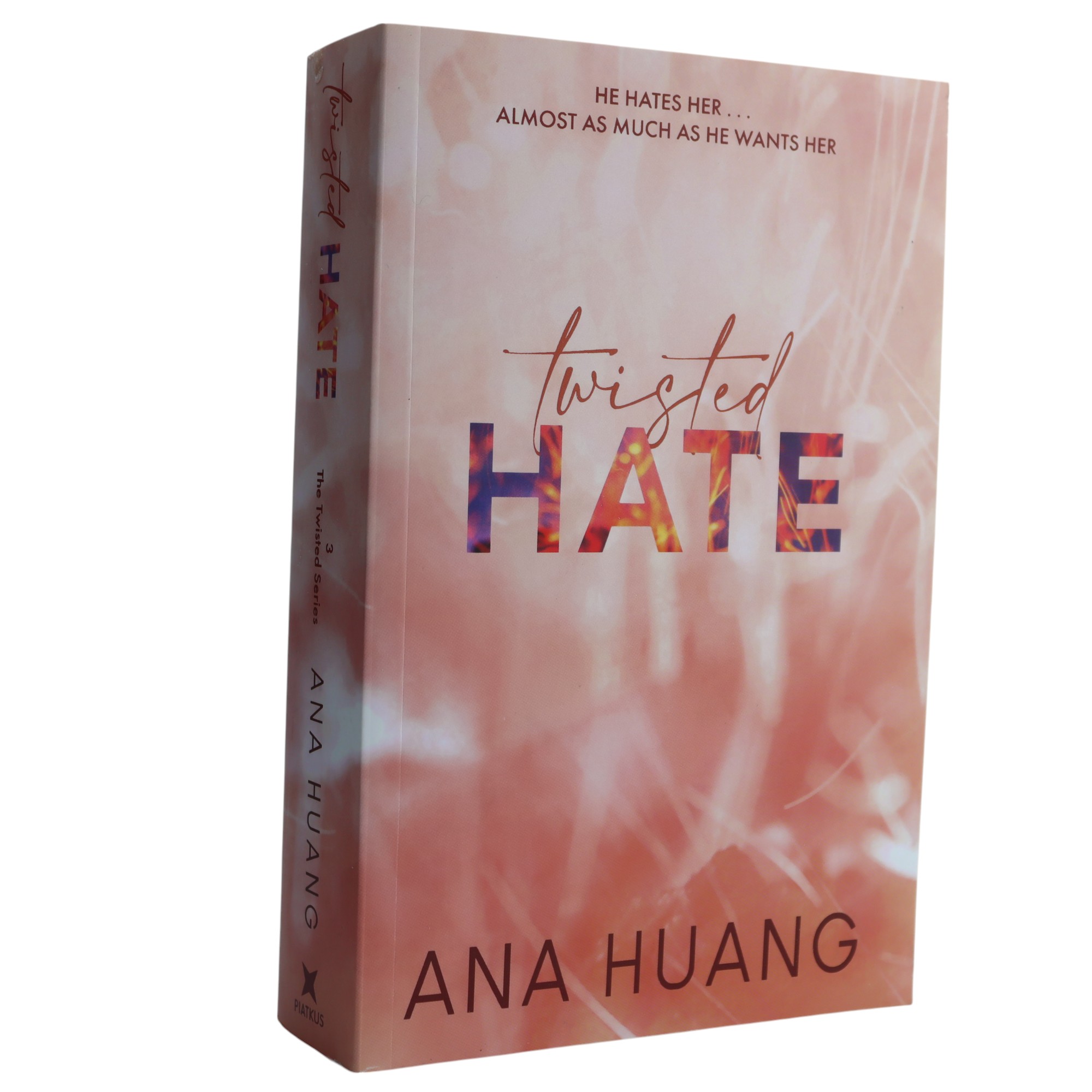 K. Eng. Twisted Hate / Ana Huang